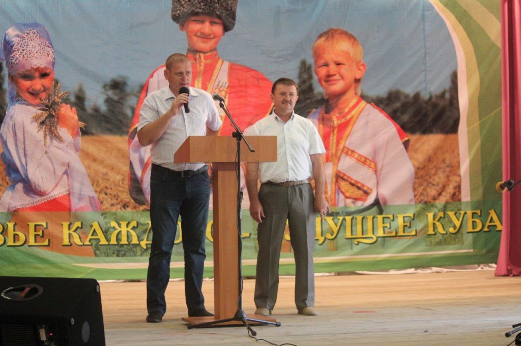 IMG_5944 (Medium).jpg